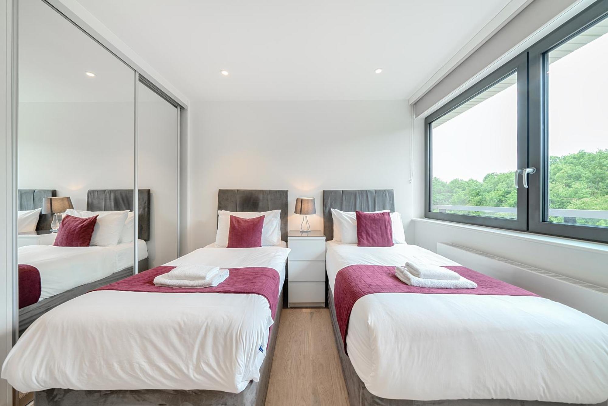 Roomspace Serviced -oasis Way