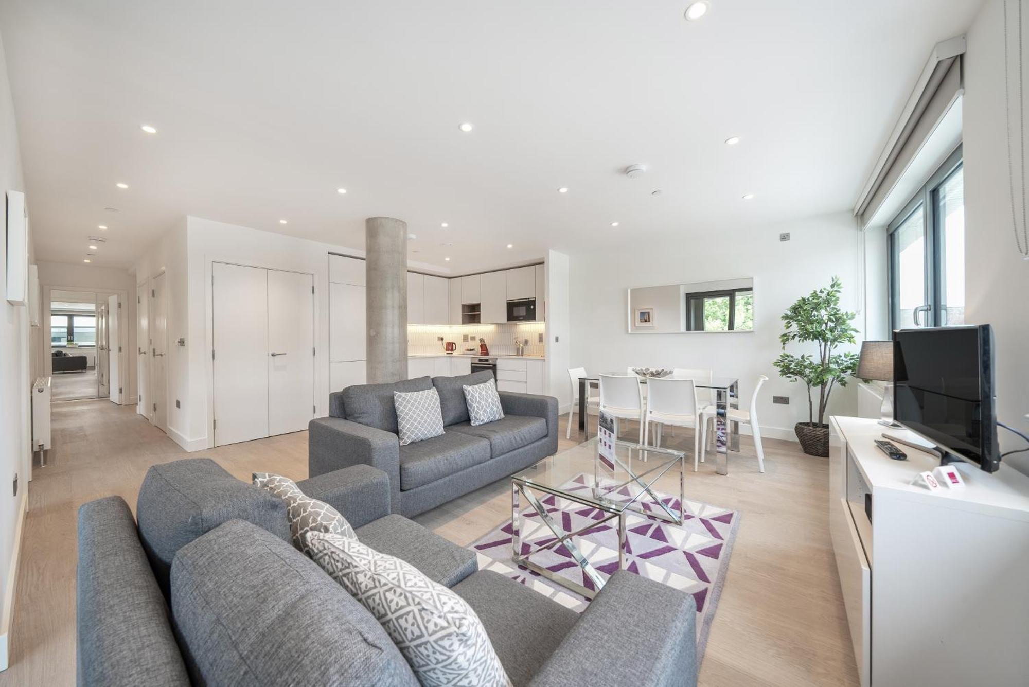 Apartment Roomspace Serviced -oasis Way *