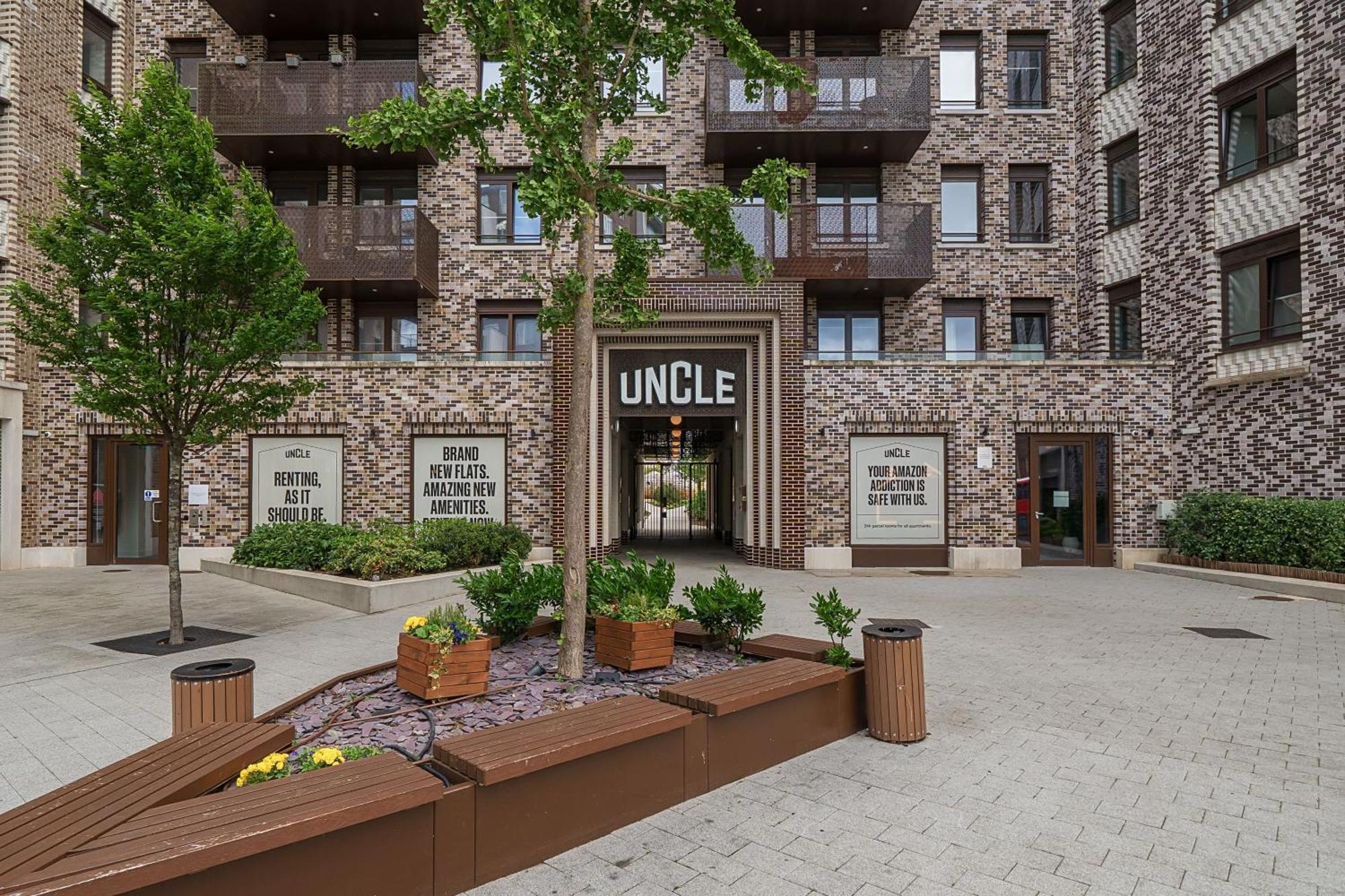 Roomspace Serviced -oasis Way *